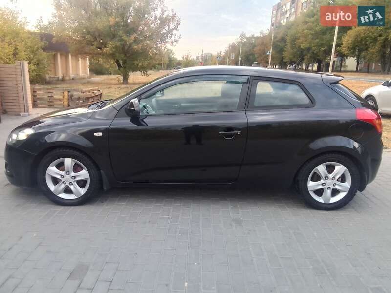 Хетчбек Kia Ceed 2008 в Харкові
