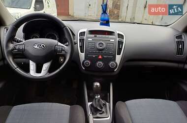 Універсал Kia Ceed 2011 в Києві