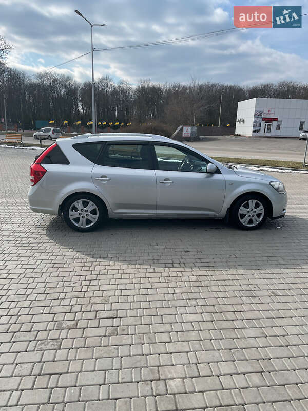 Универсал Kia Ceed 2009 в Кропивницком