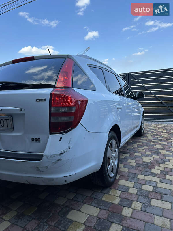 Універсал Kia Ceed 2011 в Львові
