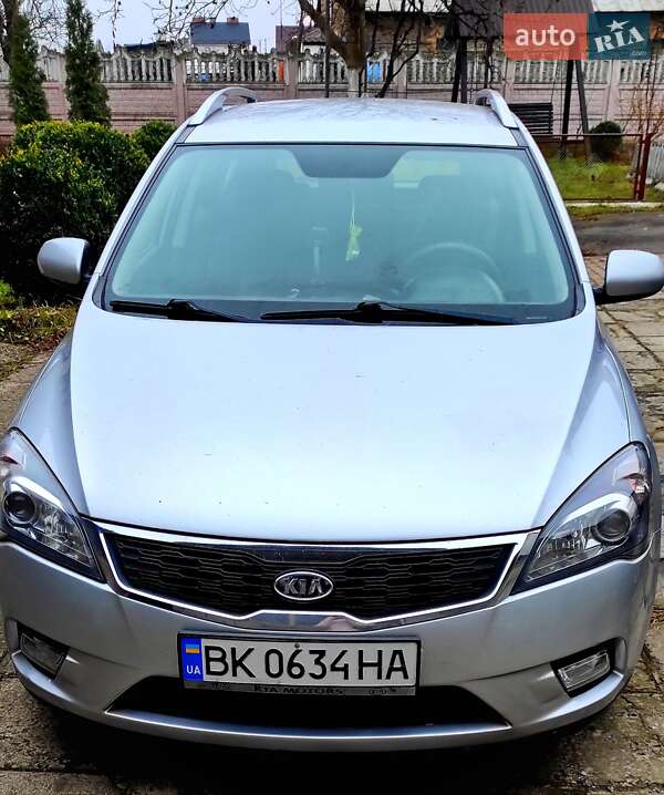 Универсал Kia Ceed 2012 в 