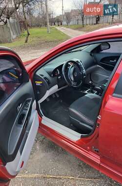Хэтчбек Kia Ceed 2008 в 