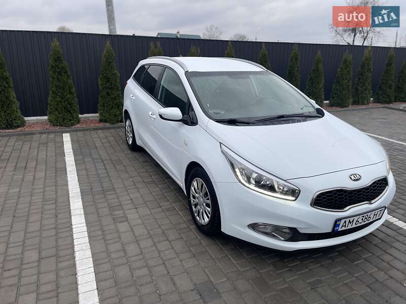 Универсал Kia Ceed 2014 в Звягеле