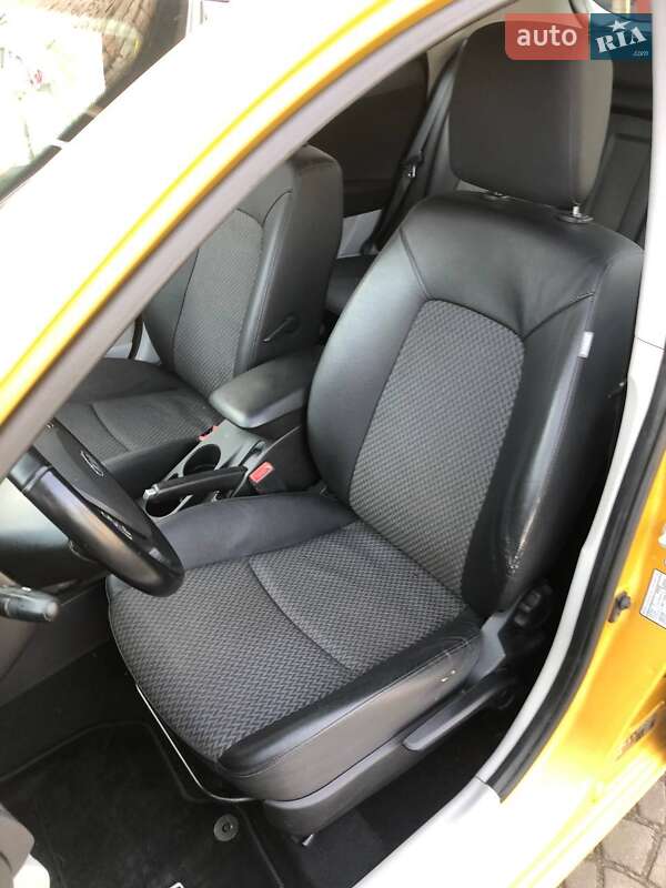 Хэтчбек Kia Ceed 2007 в Ковеле