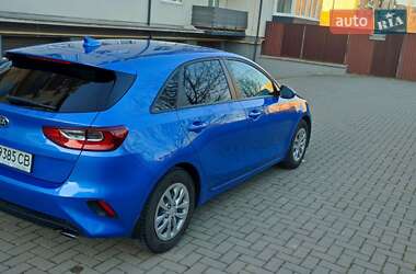 Хэтчбек Kia Ceed 2019 в Ужгороде
