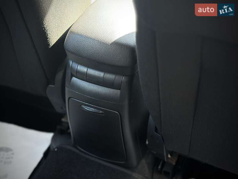 Универсал Kia Ceed 2011 в Сумах