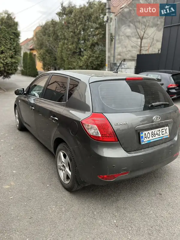 Kia Ceed 2010 VIN U5YHB511ABL257973 фото оголошення 6 з 38
