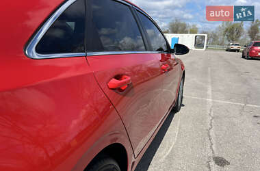 Хэтчбек Kia Ceed 2019 в 