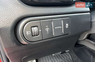 Хэтчбек Kia Ceed 2019 в 