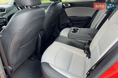 Хэтчбек Kia Ceed 2019 в 