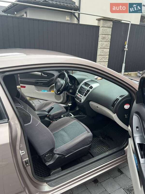 Хетчбек Kia Ceed 2008 в Рівному фото 26 Хетчбек Kia Ceed 2008 в Рівному