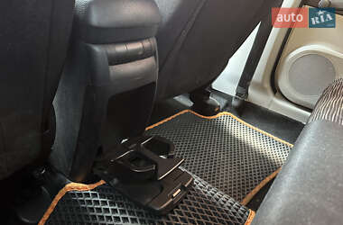 Хетчбек Kia Ceed 2008 в 