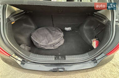 Хэтчбек Kia Ceed 2010 в 