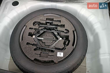 Хэтчбек Kia Ceed 2023 в 