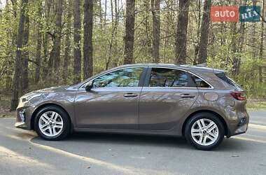 Хэтчбек Kia Ceed 2019 в 