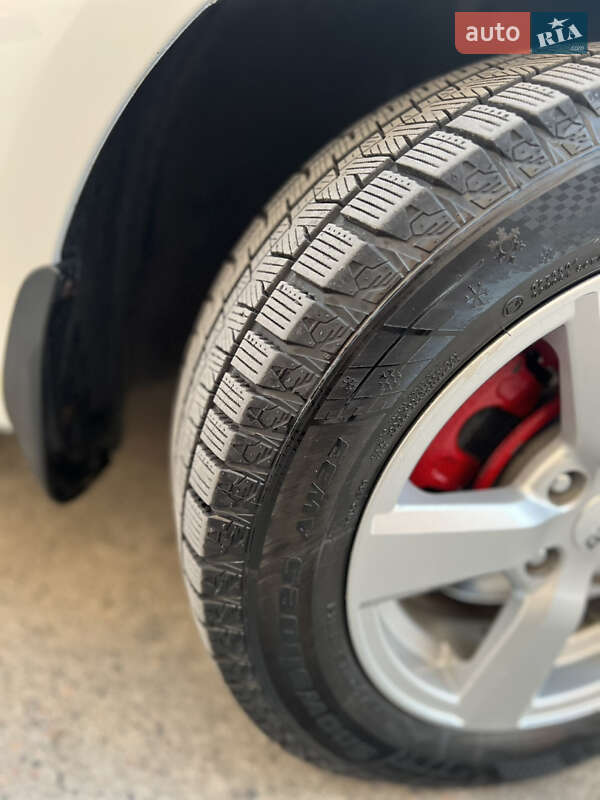Хэтчбек Kia Ceed 2008 в Херсоне