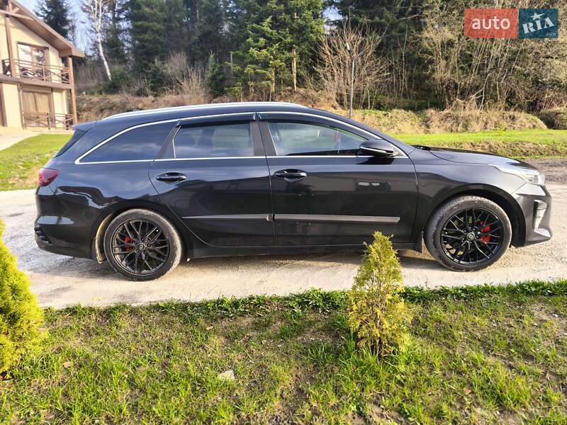 Универсал Kia Ceed 2019 в Киеве