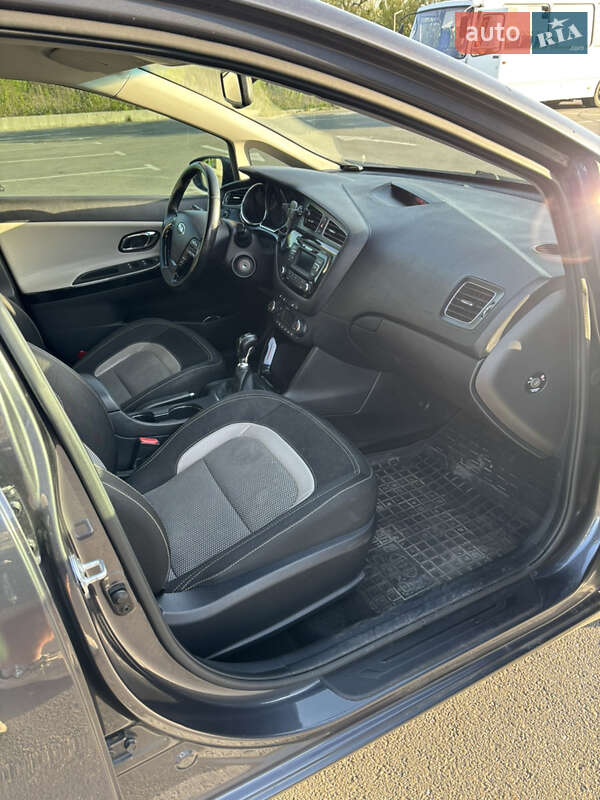 Хетчбек Kia Ceed 2015 в Ірпені фото 12 Хетчбек Kia Ceed 2015 в Ірпені