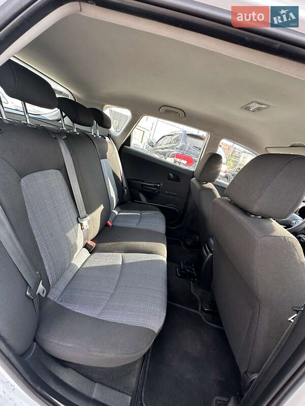 Хэтчбек Kia Ceed 2012 в Кривом Роге