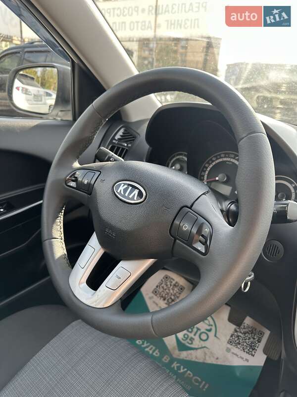 Хэтчбек Kia Ceed 2012 в Кривом Роге