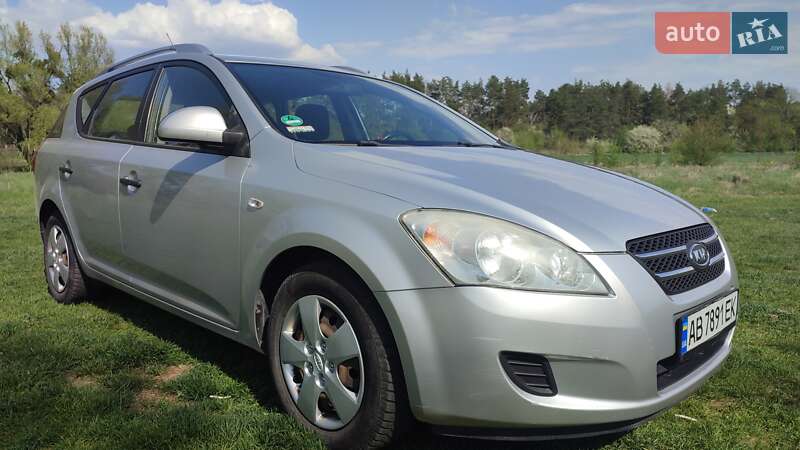 Универсал Kia Ceed 2008 в Гайсине