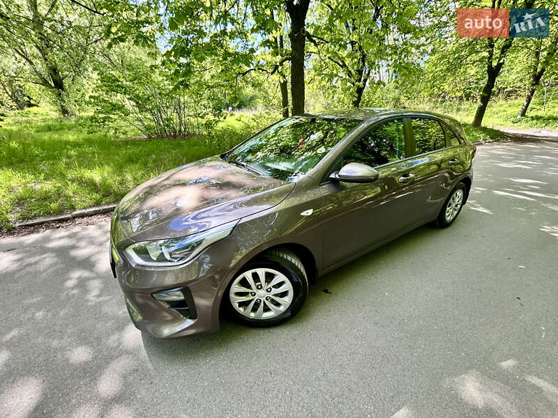 Хэтчбек Kia Ceed 2019 в Киеве