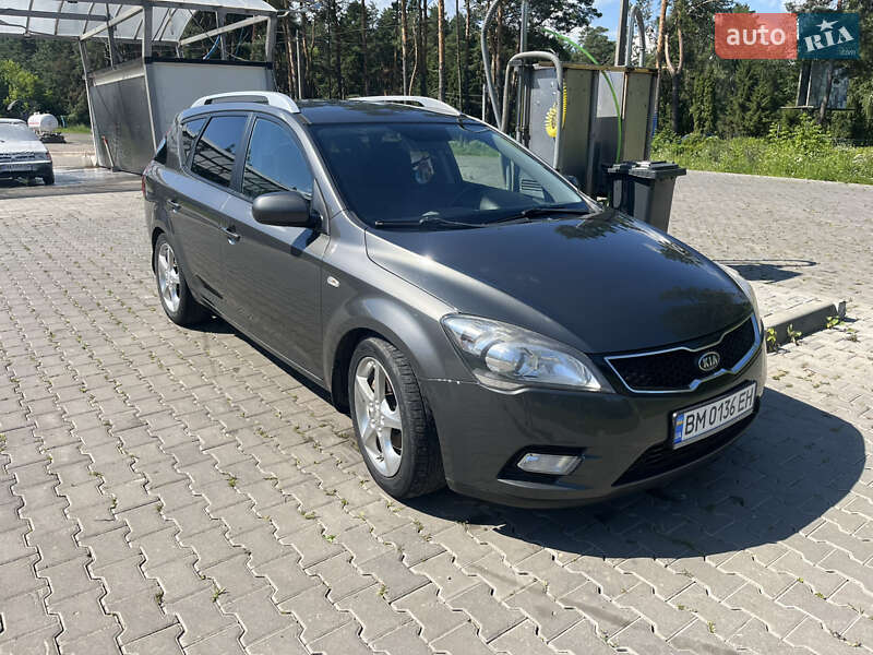 Универсал Kia Ceed 2012 в Глухове