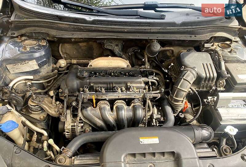 Хэтчбек Kia Ceed 2008 в Одессе