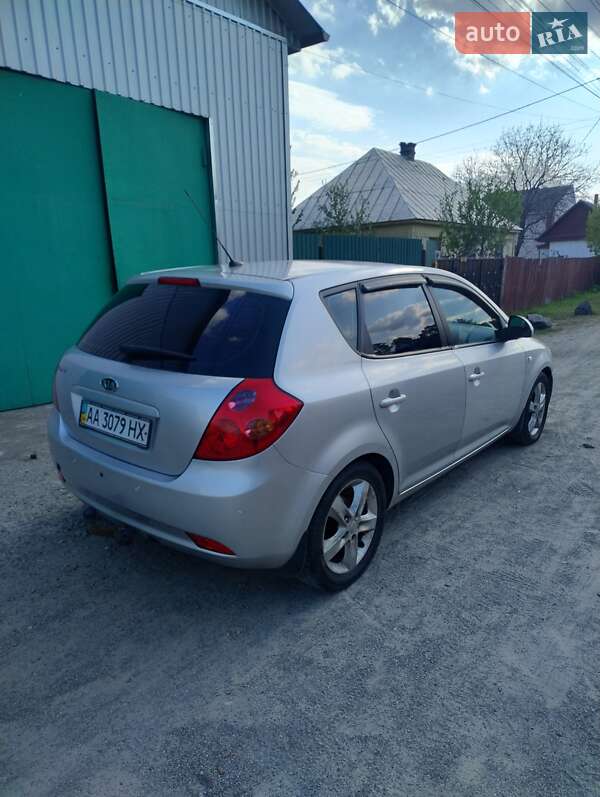 Хетчбек Kia Ceed 2008 в Пісківці