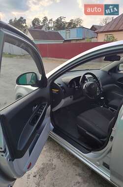 Хэтчбек Kia Ceed 2008 в Песковке