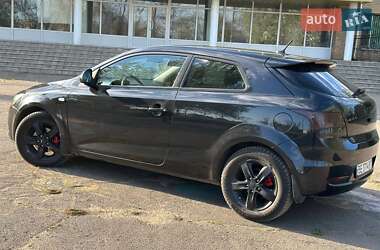 Хэтчбек Kia Ceed 2008 в 