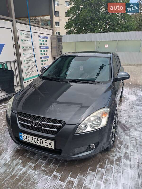 Хэтчбек Kia Ceed 2008 в Тернополе
