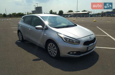 Хетчбек Kia Ceed 2014 в Києві