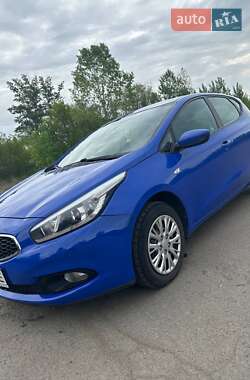Хэтчбек Kia Ceed 2014 в Павлограде