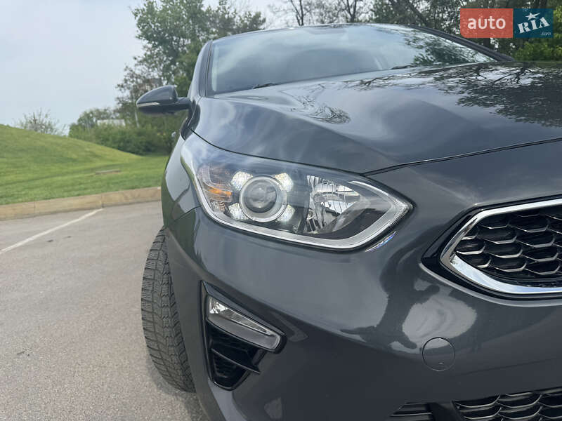 Хетчбек Kia Ceed 2018 в Києві