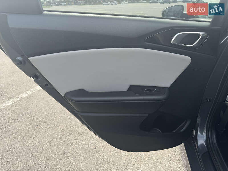 Хетчбек Kia Ceed 2018 в Києві