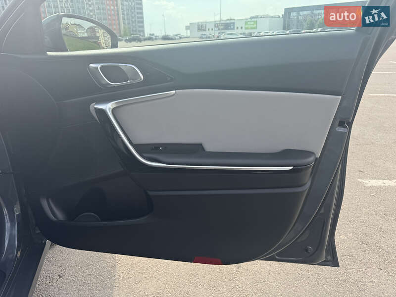 Хетчбек Kia Ceed 2018 в Києві