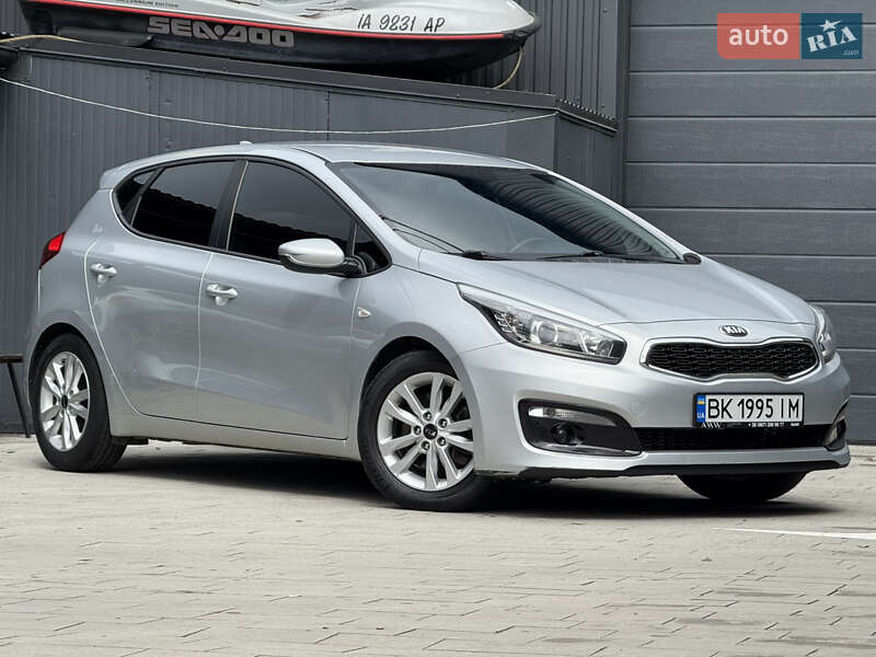 Хетчбек Kia Ceed 2017 в 