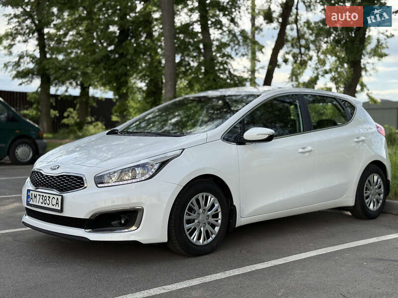 Хэтчбек Kia Ceed 2017 в Виннице