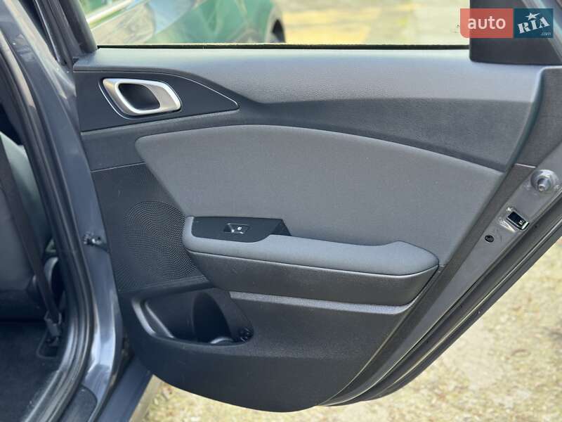 Універсал Kia Ceed 2019 в Одесі