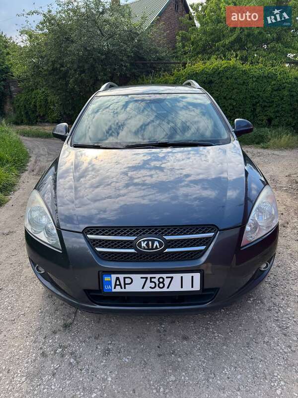 Универсал Kia Ceed 2008 в Запорожье