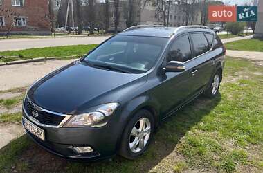 Универсал Kia Ceed 2011 в Сумах