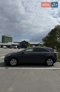 Хэтчбек Kia Ceed 2019 в 