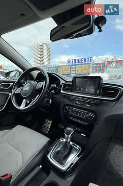 Хэтчбек Kia Ceed 2019 в 