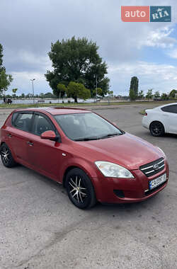 Хетчбек Kia Ceed 2008 в Черкасах