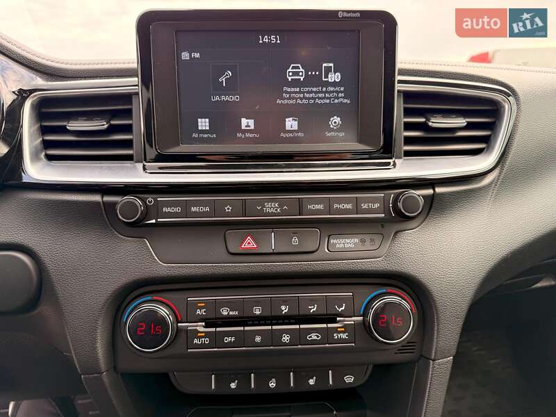 Хэтчбек Kia Ceed 2019 в Львове