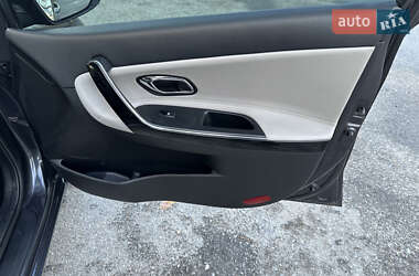 Хэтчбек Kia Ceed 2013 в 