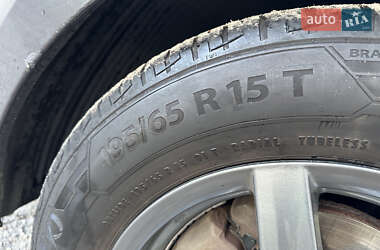 Хэтчбек Kia Ceed 2013 в 