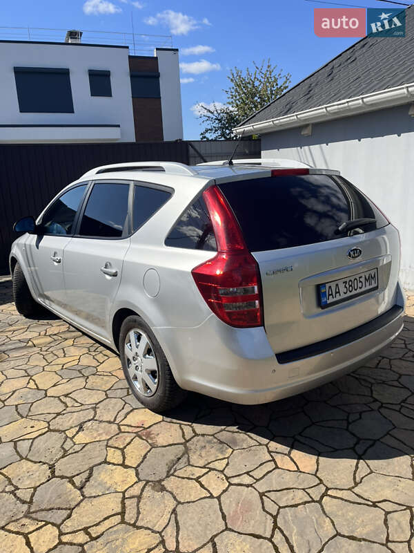 Универсал Kia Ceed 2008 в Киеве