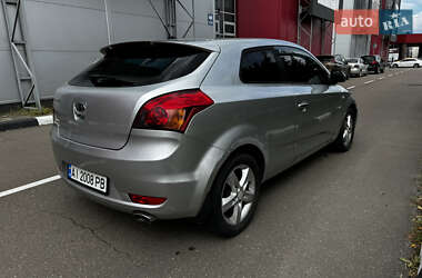 Хетчбек Kia Ceed 2008 в 